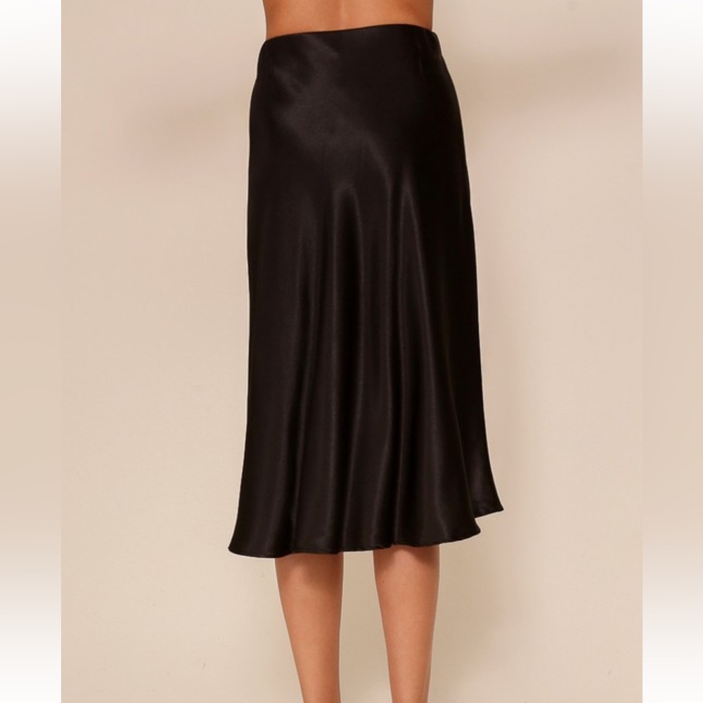 90’s vintage style High Waisted Black Silky Feel Midi Slip Skirt